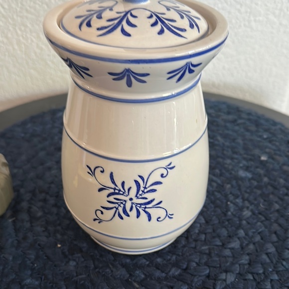 Vintage Heritage Royal Sealy Sugar container - Picture 4 of 11